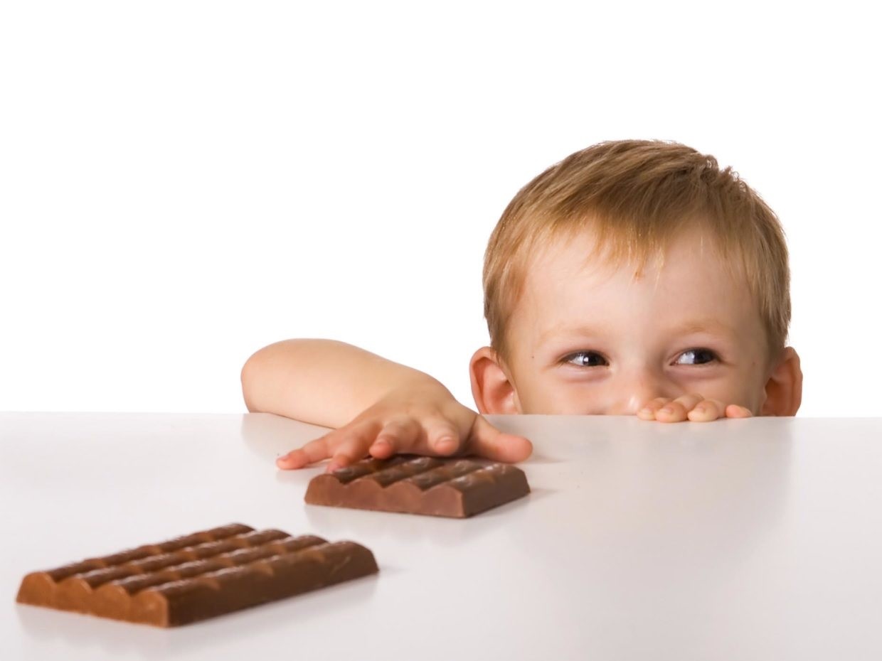 Cioccolato ai bambini: quando, come e perché.