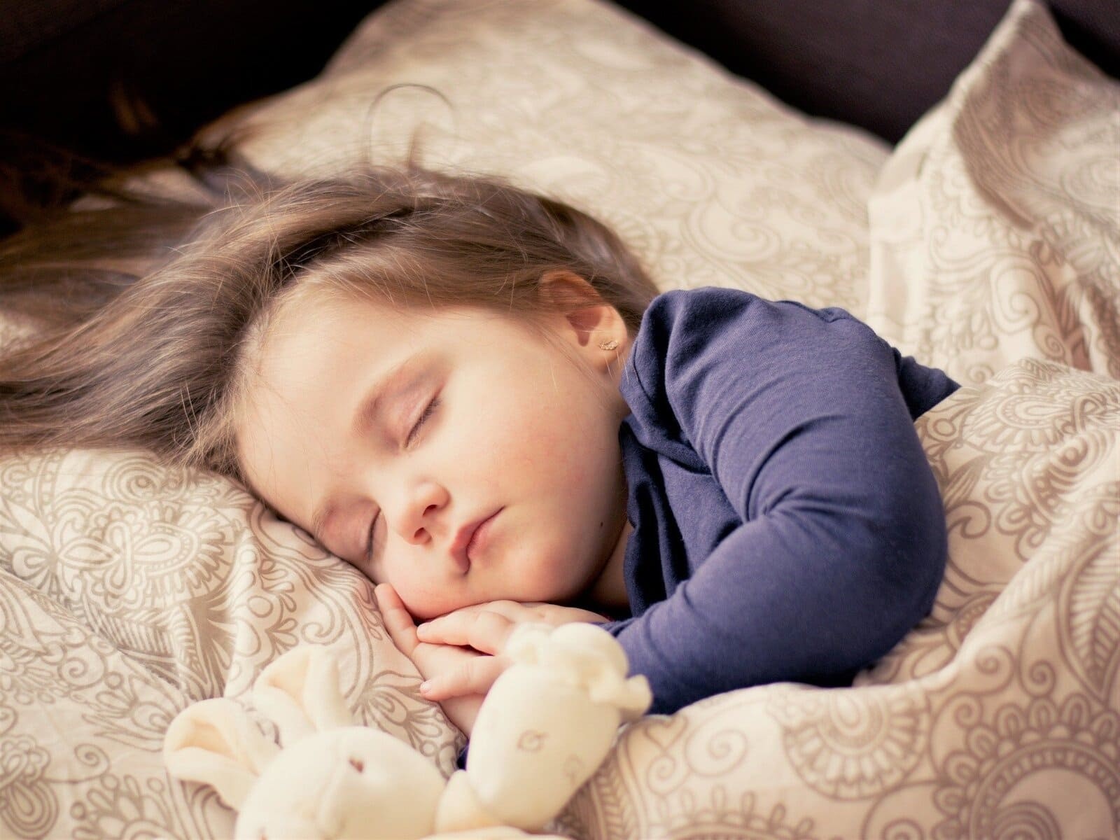 Come insegnare ai bambini a dormire da soli: Ecco alcuni consigli.
