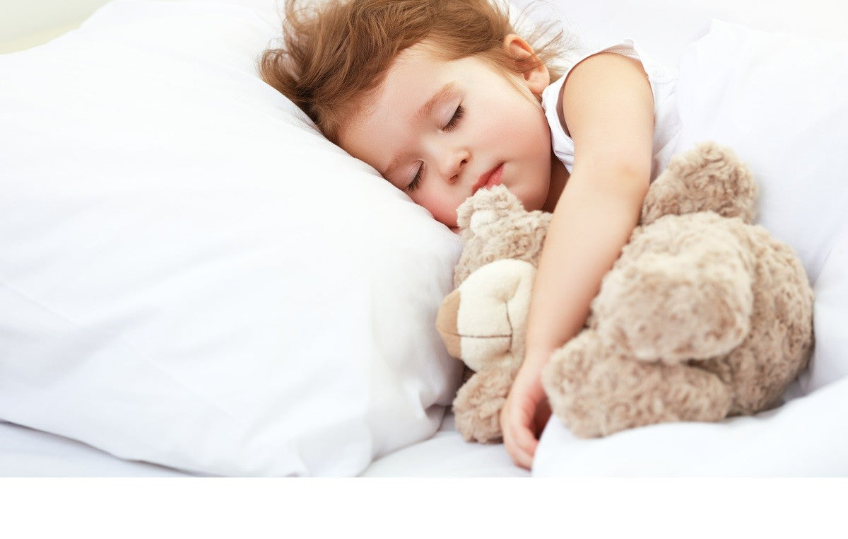 Come insegnare ai bambini a dormire nel proprio letto: consigli