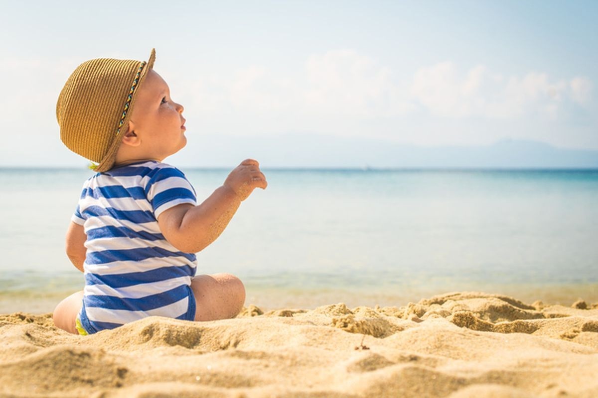 Neonati al mare o in spiaggia Ecco alcuni consigli