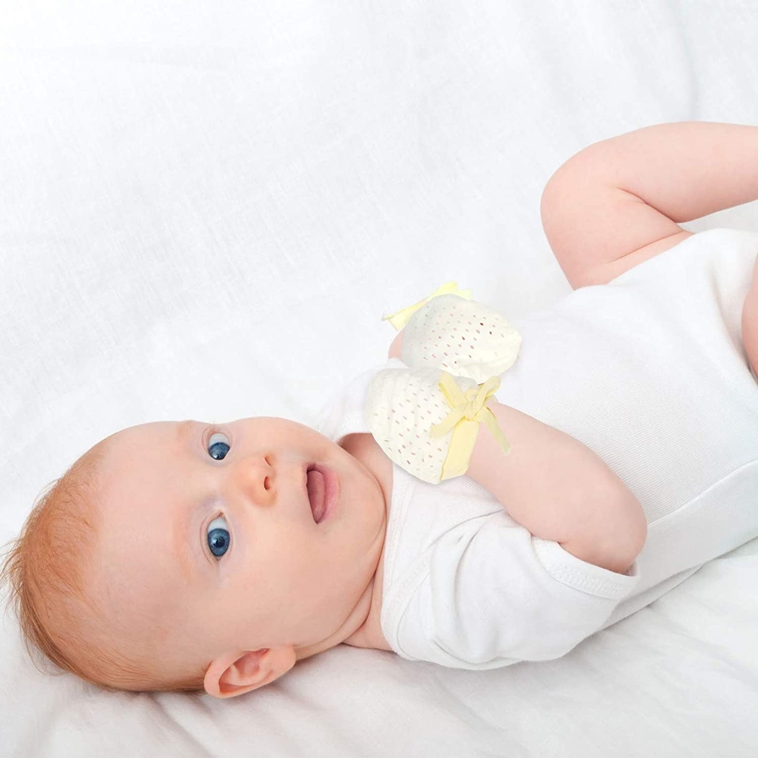 Muffole neonato: cosa sono e perchè sono necessarie