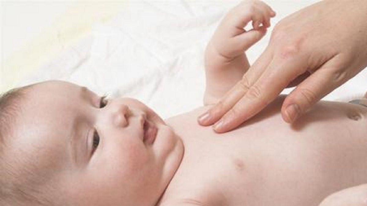 Pelle screpolata dei neonati: come prendersene cura.