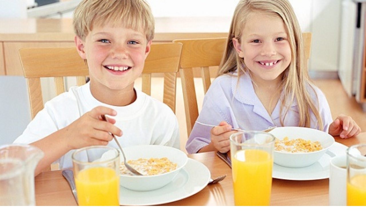 La colazione per i bambini . Una tappa fondamentale al mattino