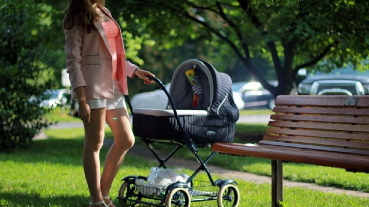 Qual è il momento ideale per  uscire di casa con un neonato?