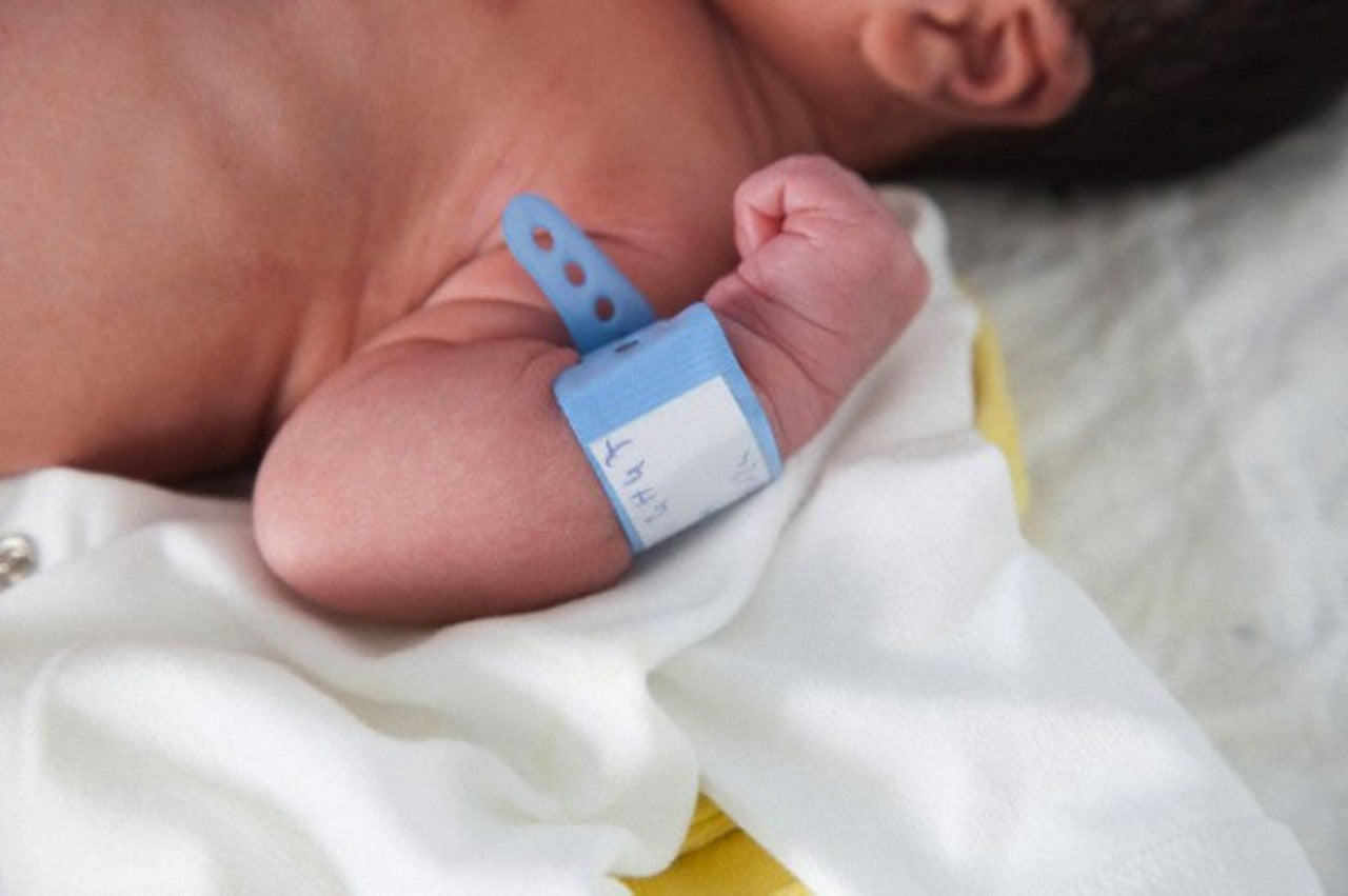 Primi giorni di vita del neonato: 4 cose da sapere