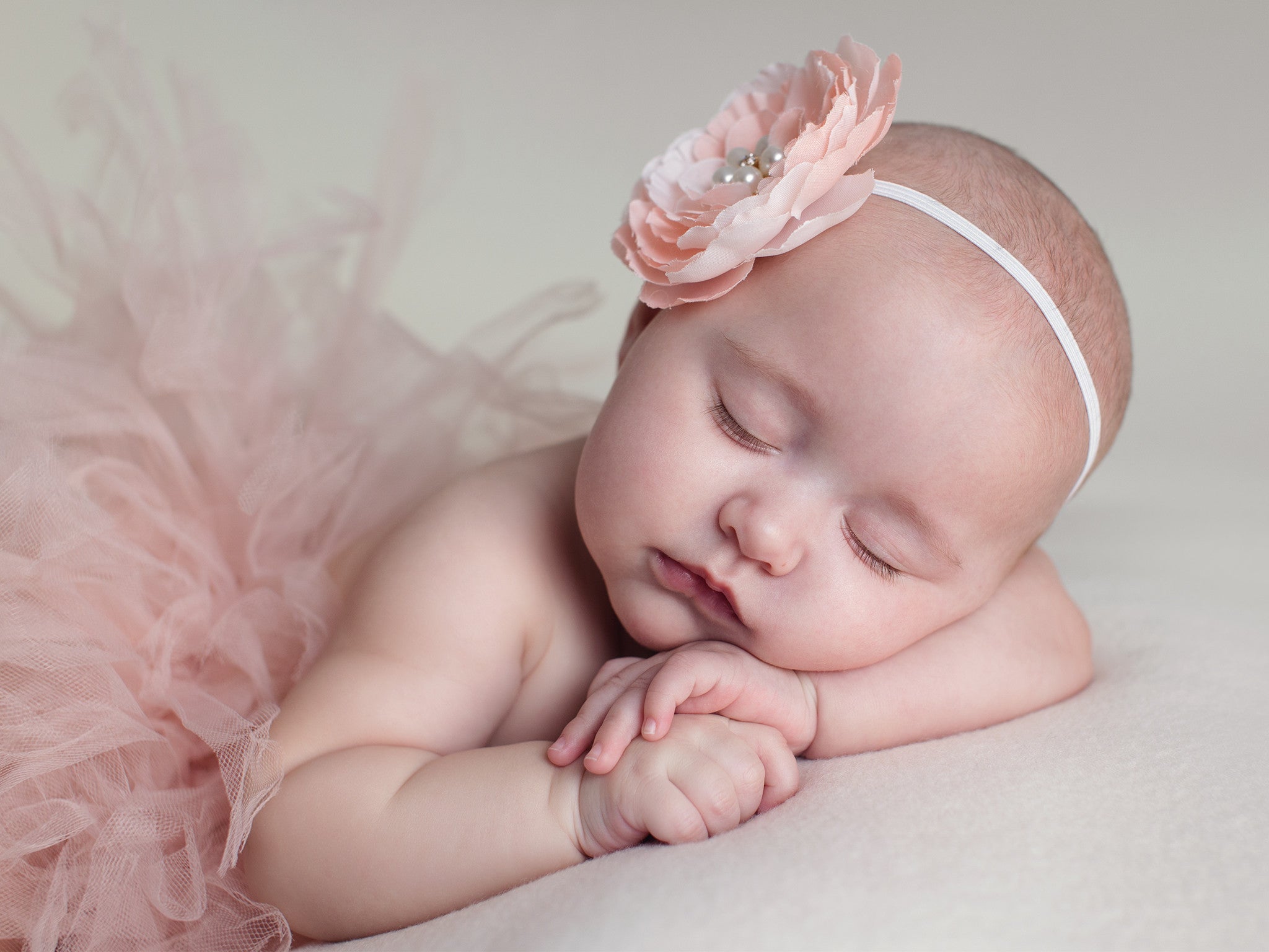 Servizio fotografico al neonato