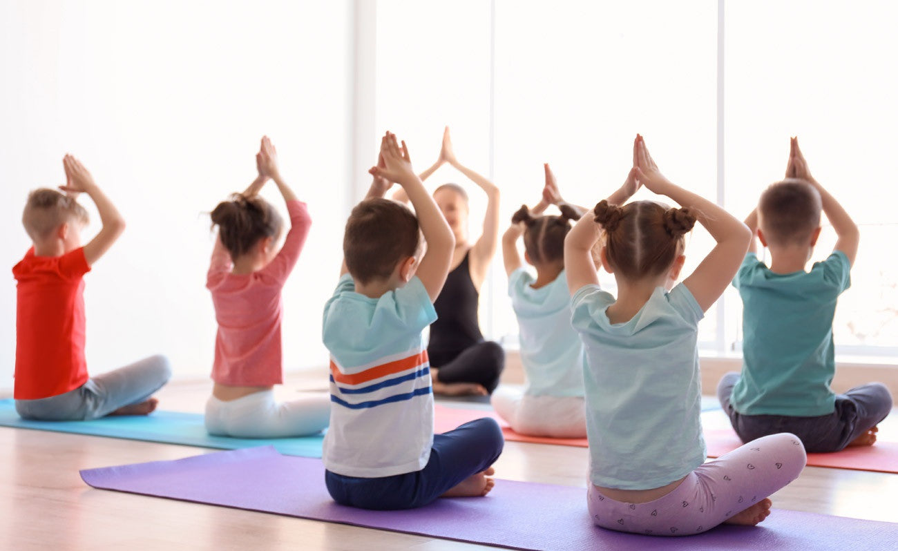I benefici dello yoga per bambini.