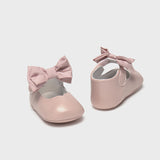 Scarpe Da Culla Modello Ballerina In Vernice Neonata MAYORAL 9961