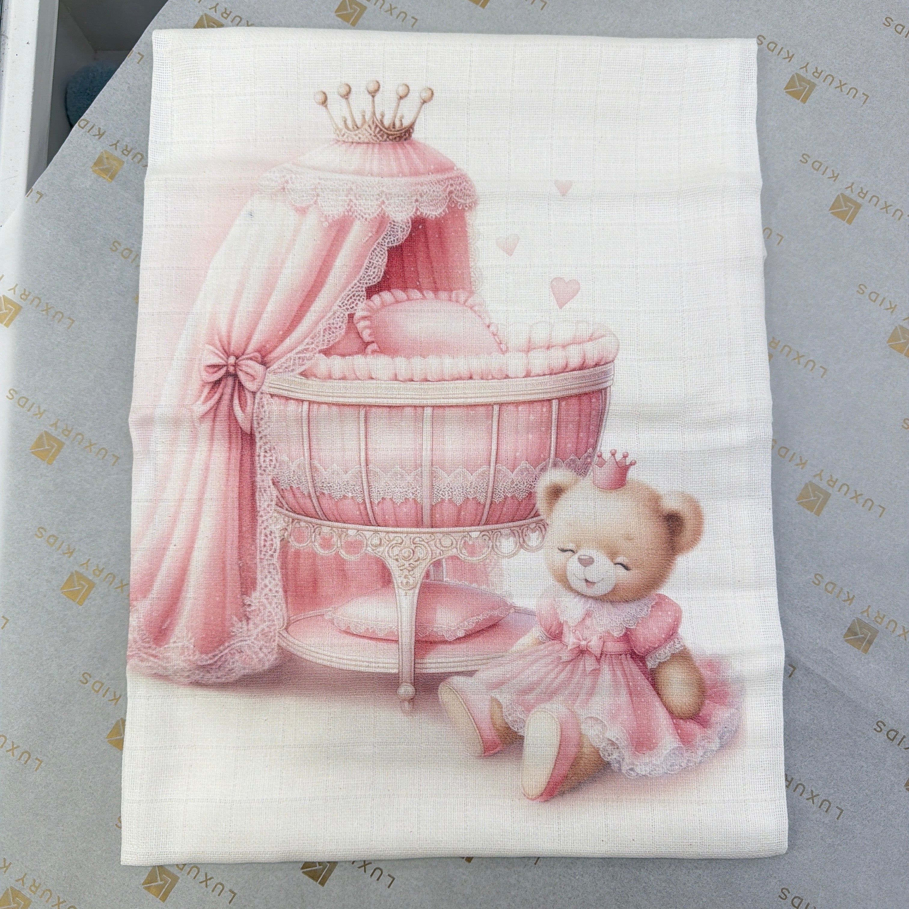 Copertina per neonati in mussola con nappe - rosa antico Copertina per neonati in mussola con nappe - rosa antico