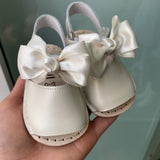 Sandali Primi Passi Minorchine In Pelle Satinata con Fiocco in Raso Bambina INDICE 300S