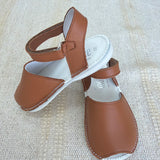 Minorchine-Modell Sandalen aus Leder für Neugeborene INDEX 1449